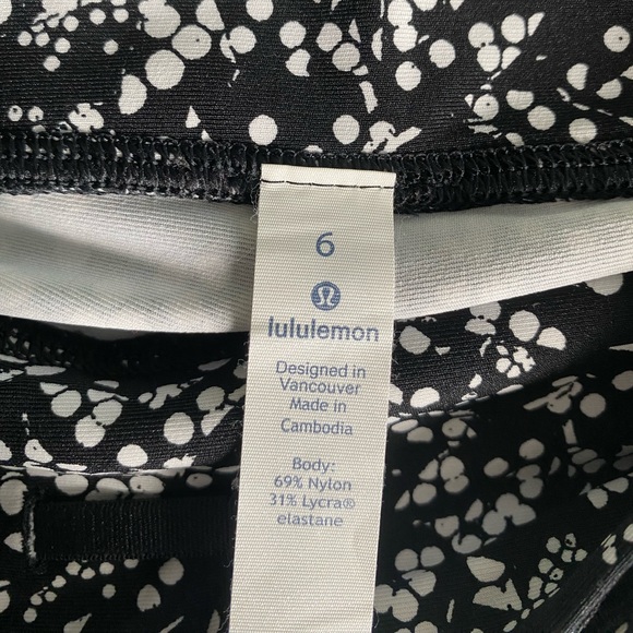 Yoga pants - Picture 3 of 5